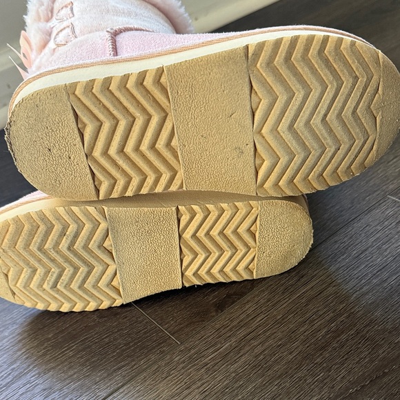 Pink Fur Boots Size 1 - Picture 10 of 10